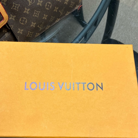 NOW 1/2 PRICE! RARE-LV- PORCELAIN TEA/COFFEE CUP AND SAUCER SET - Picture 8 of 9